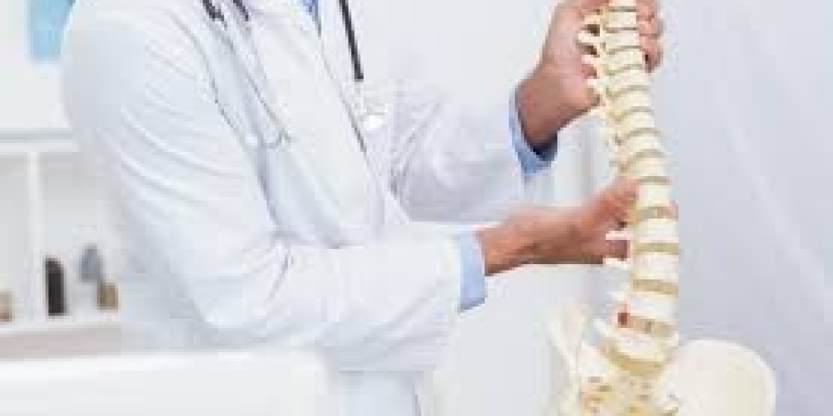 Delhi Spine Surgeons: Selecting the Appropriate Expert