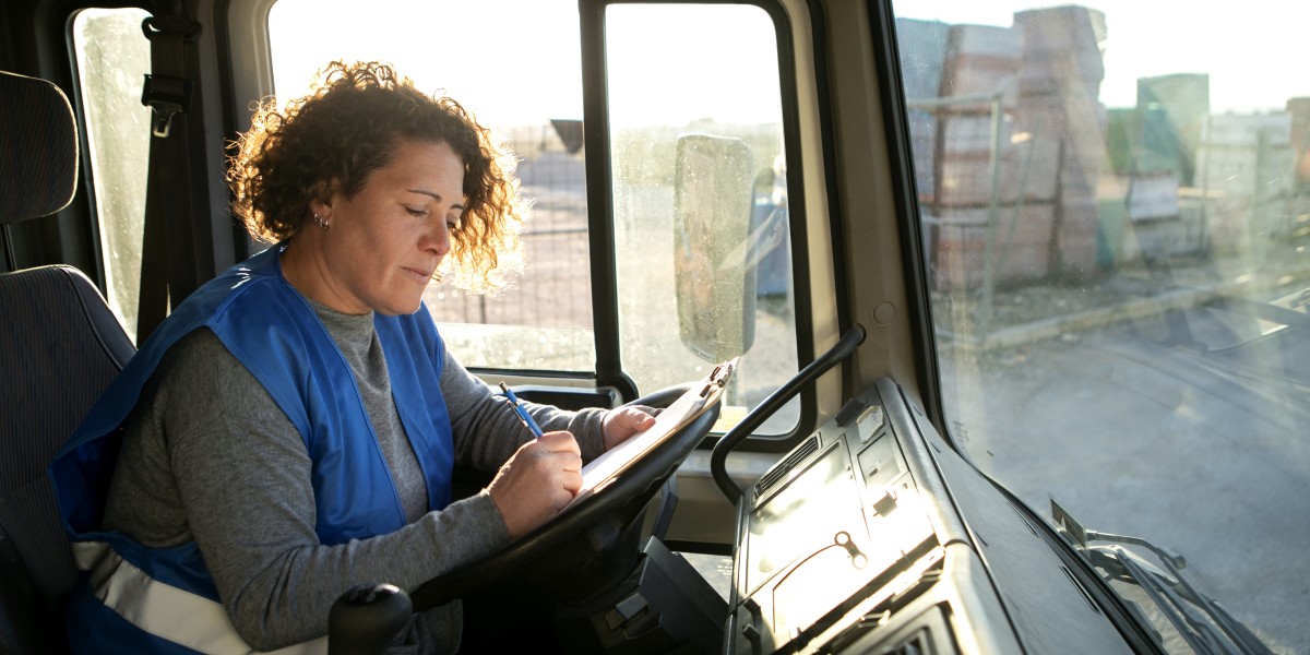 The Benefits of Professional Training at Truck Driving Schools