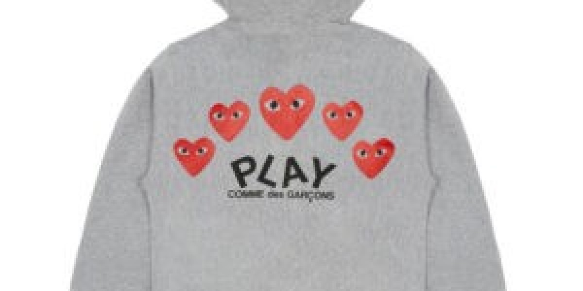 Elevate Your Wardrobe with a CDG Hoodie for Fashion Lovers