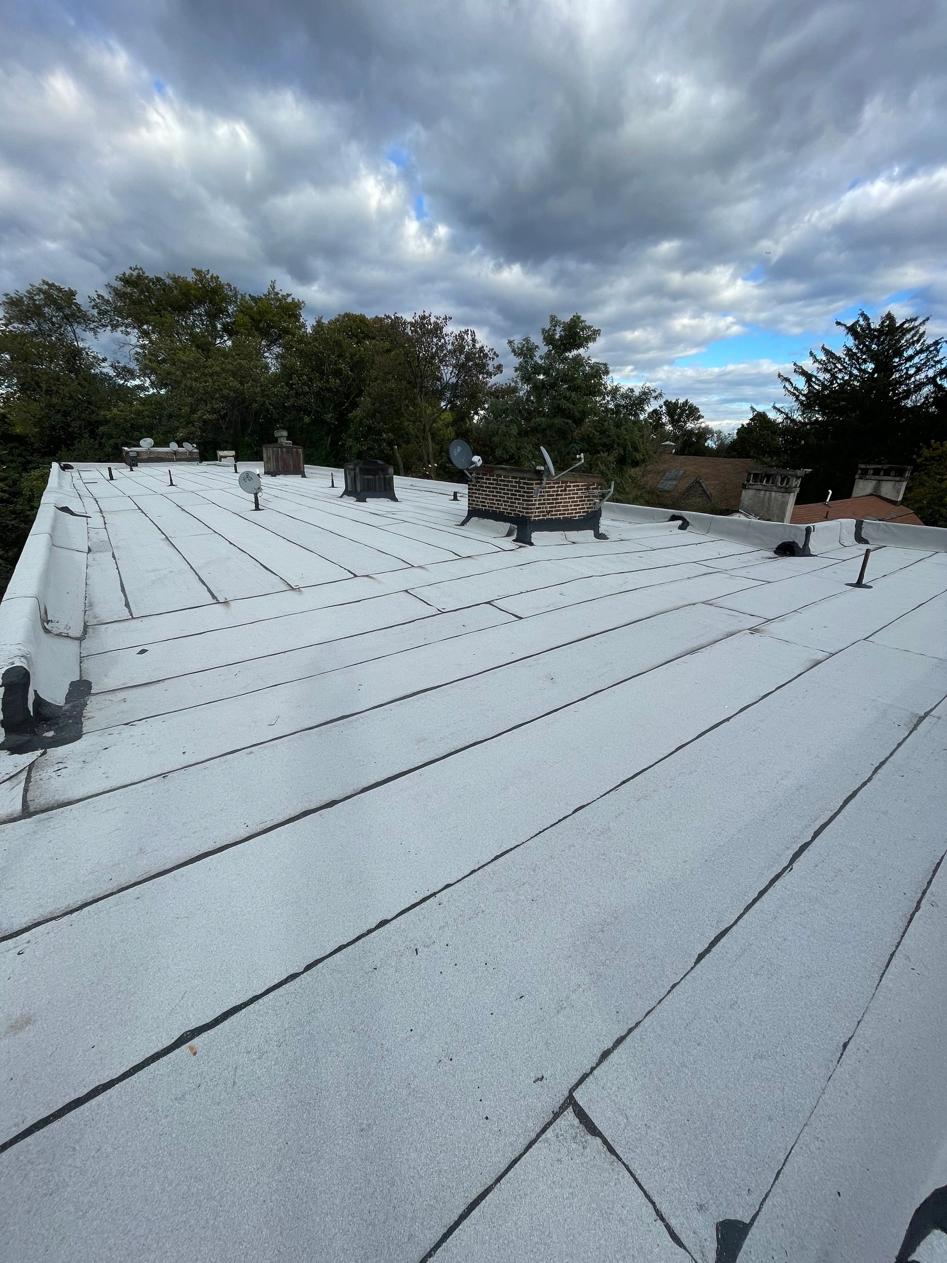 Philadelphia Roofing services| Up On The Roofs