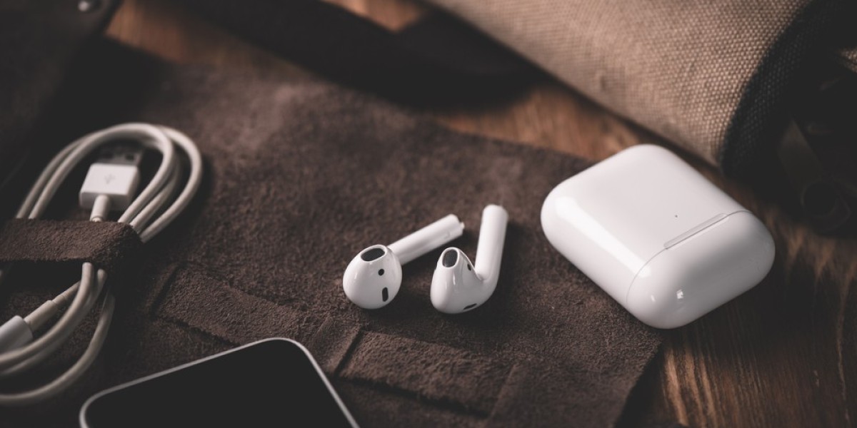 The Influence of Gaming on Wireless Earbuds: Best Features for Gamers