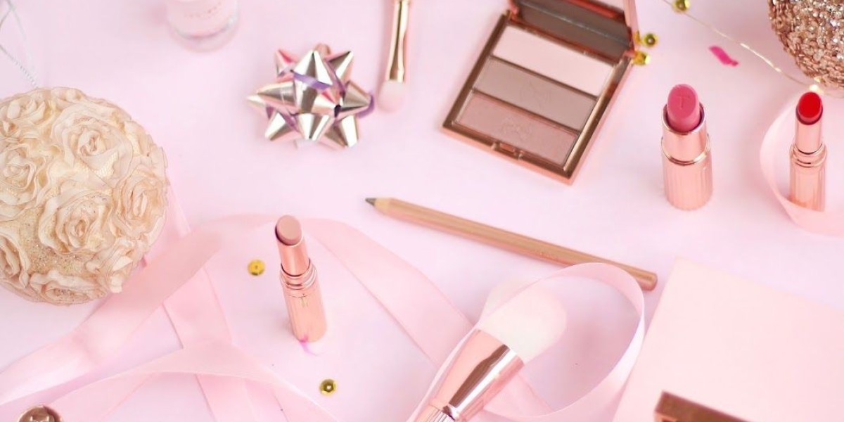 From Day to Night – Enchante Cosmetics Has You Covered