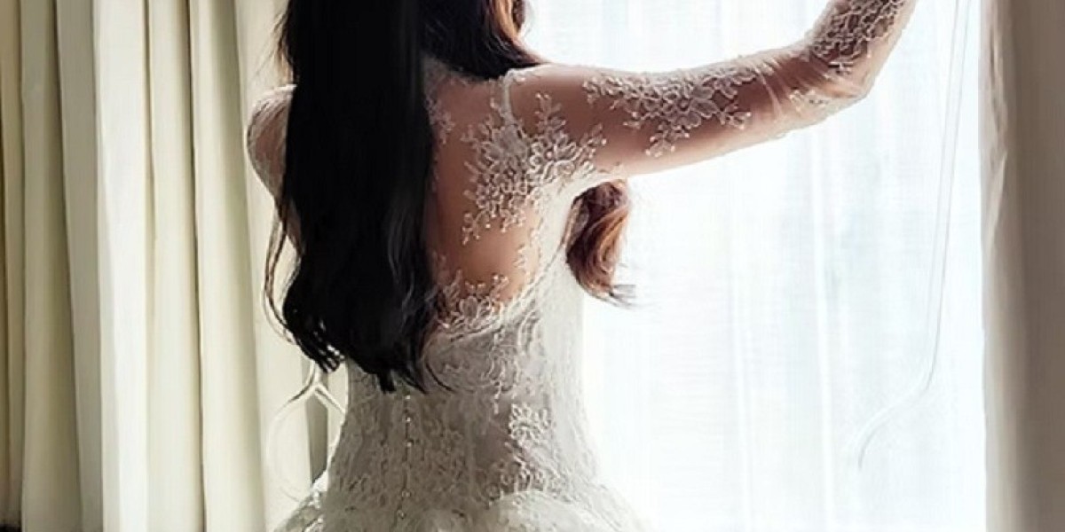 Stunning Bridal Hairstyles in Miami: Hair by Chai Makes Your Wedding Day Truly Magical