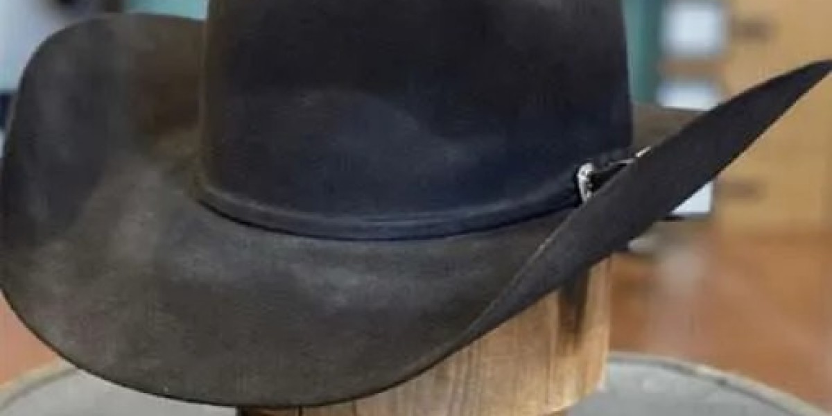 The Rugged Style of the Rip Wheeler Hat